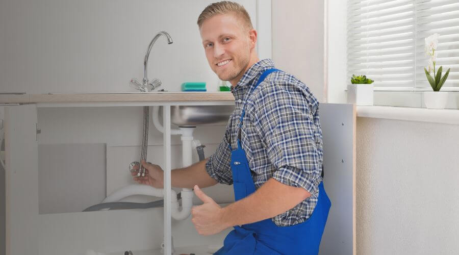 Professional bathroom faucet installation in Fabens, TX